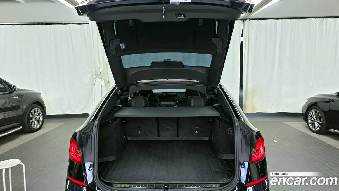 BMW Gran Turismo 2023