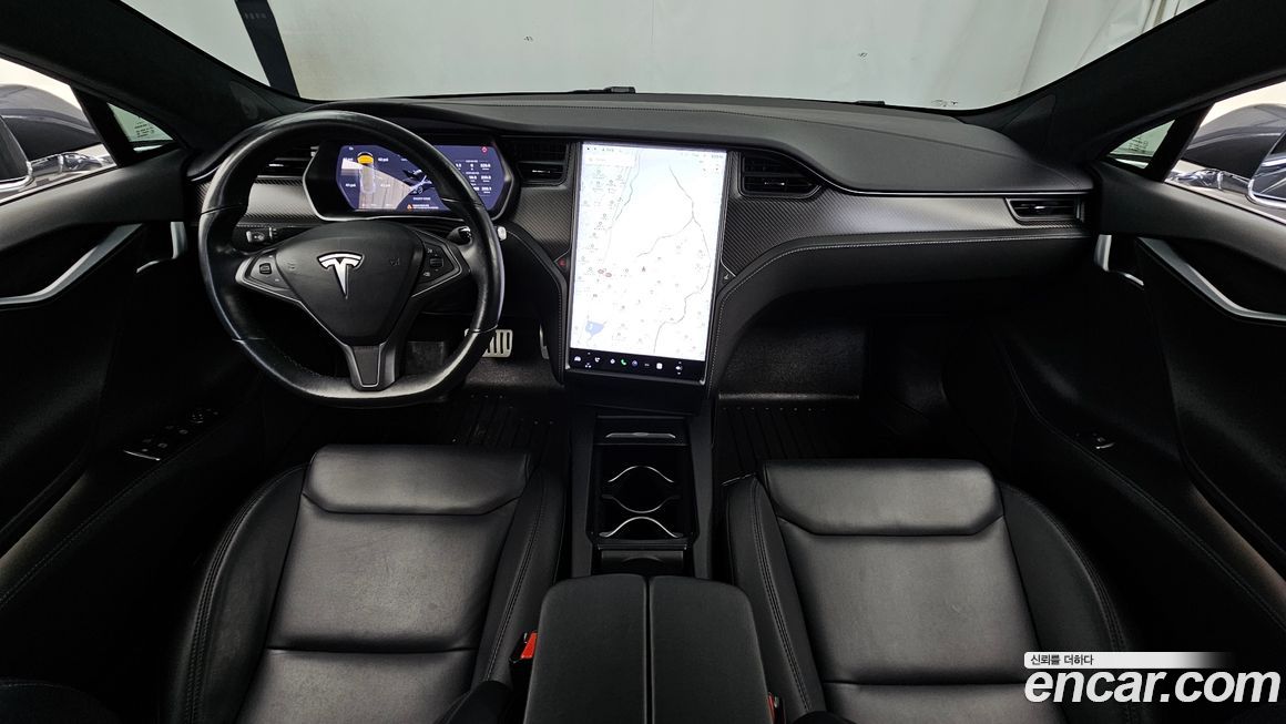 Tesla Model S 2020