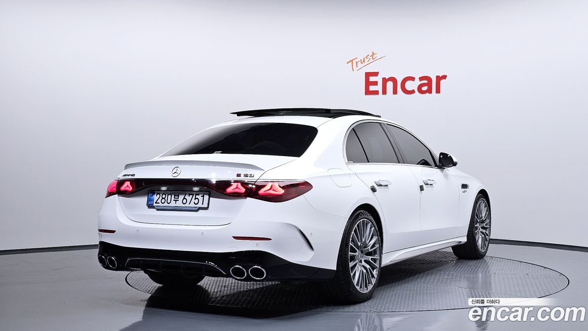 Mercedes-Benz E-Class 2025