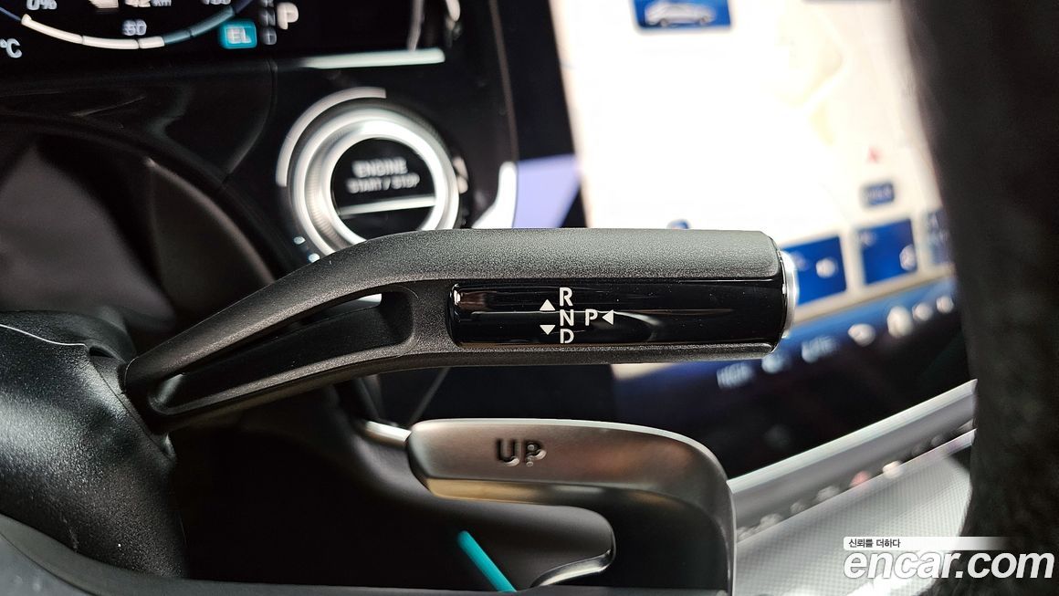 Mercedes-Benz E-Class 2025