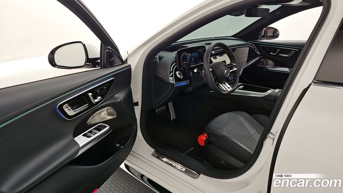 Mercedes-Benz E-Class 2025