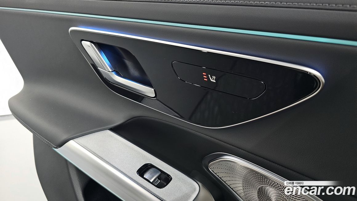 Mercedes-Benz E-Class 2025