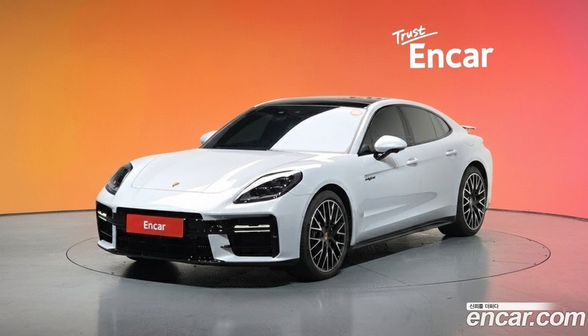 Porsche Panamera 2025