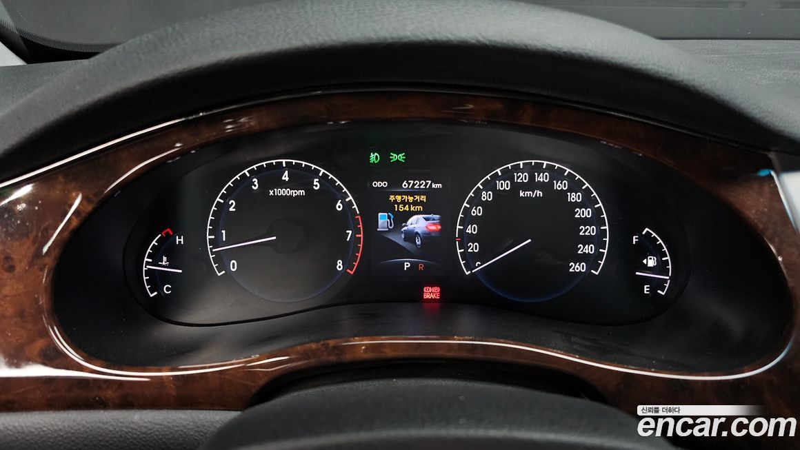 Hyundai Genesis 2010