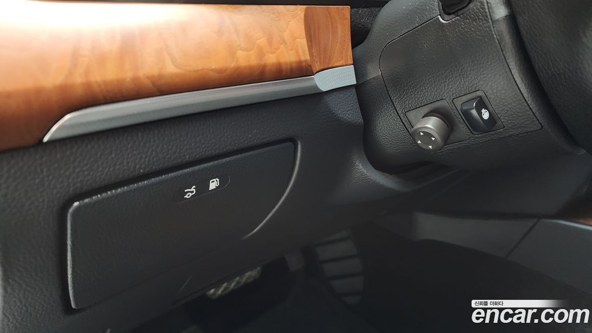 KG_Mobility_Ssangyong Chairman 2015