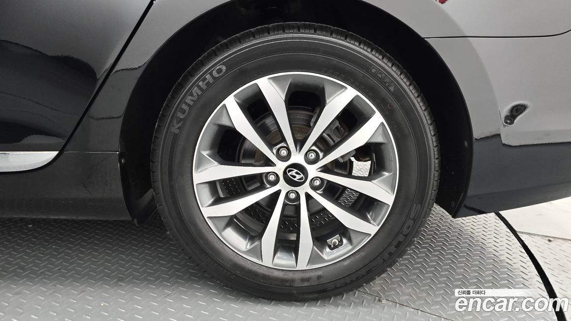 Hyundai Grandeur 2011