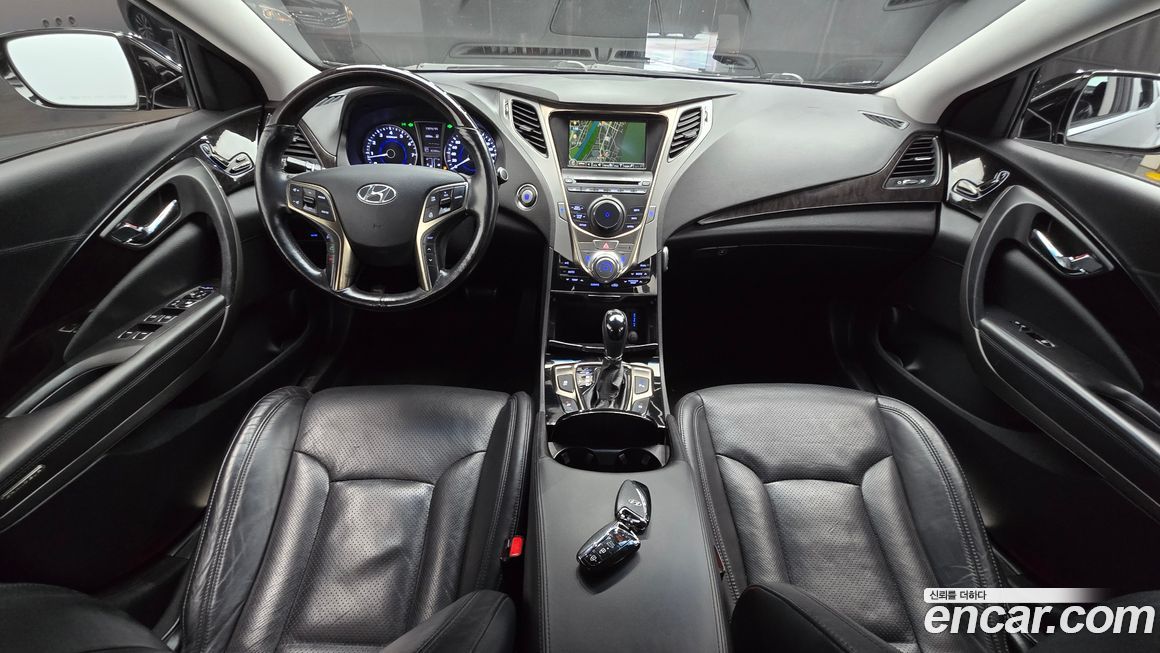 Hyundai Grandeur 2011