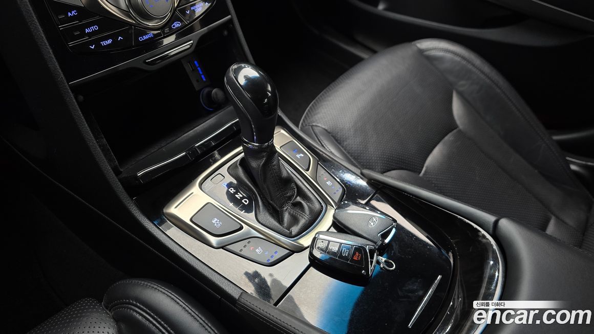 Hyundai Grandeur 2011