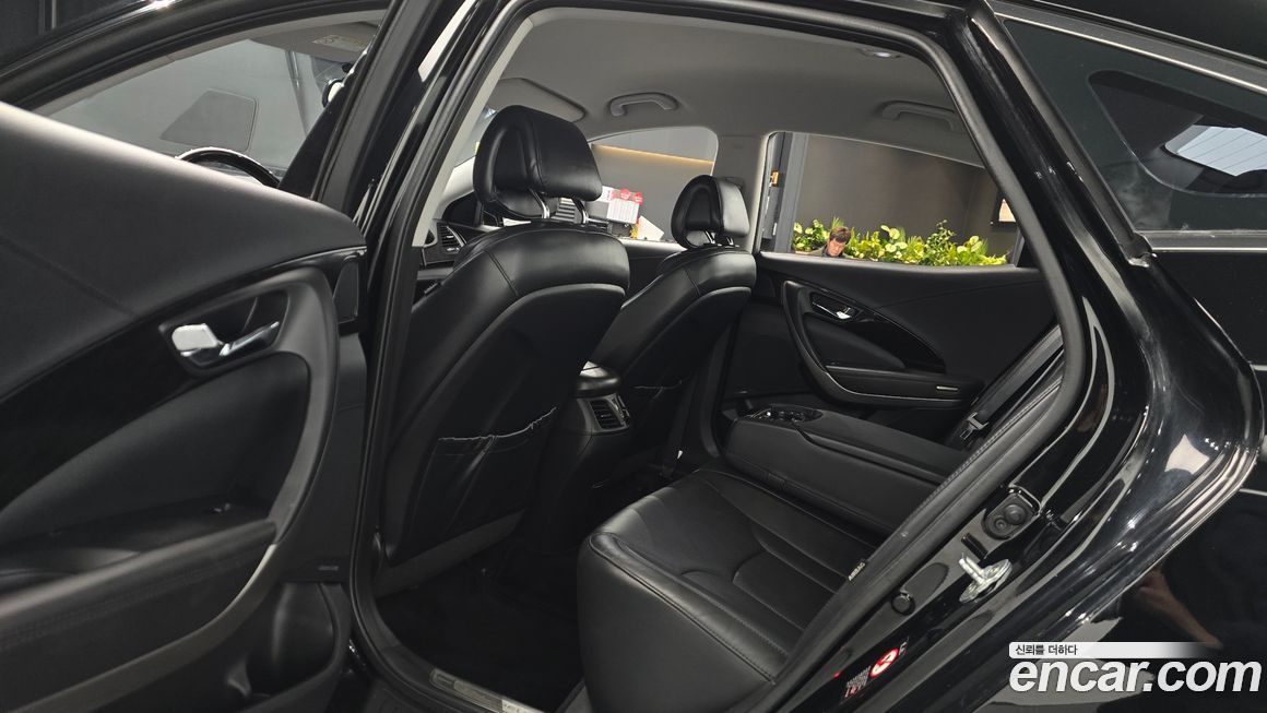 Hyundai Grandeur 2011