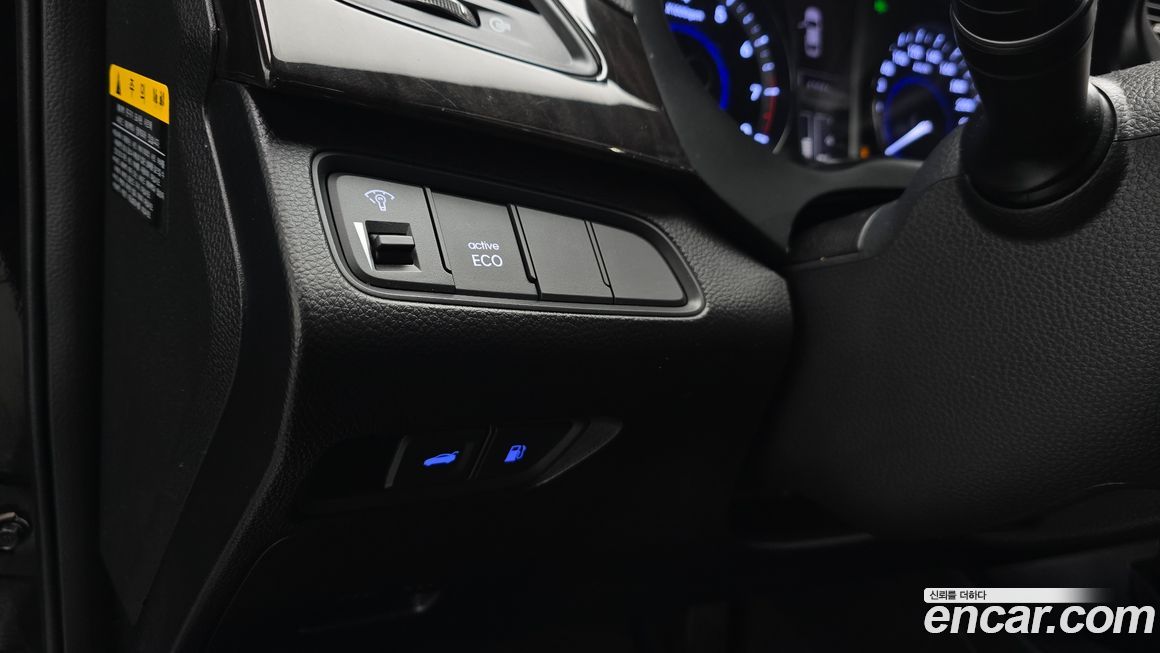 Hyundai Grandeur 2011