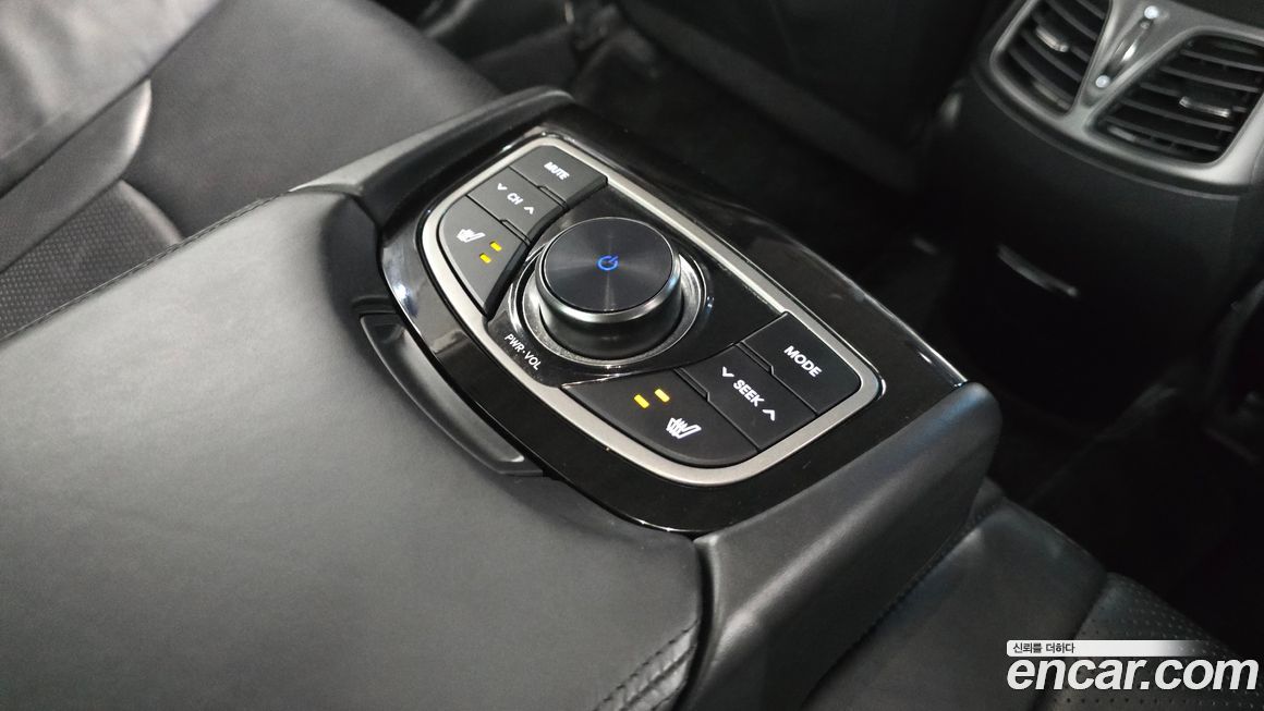 Hyundai Grandeur 2011