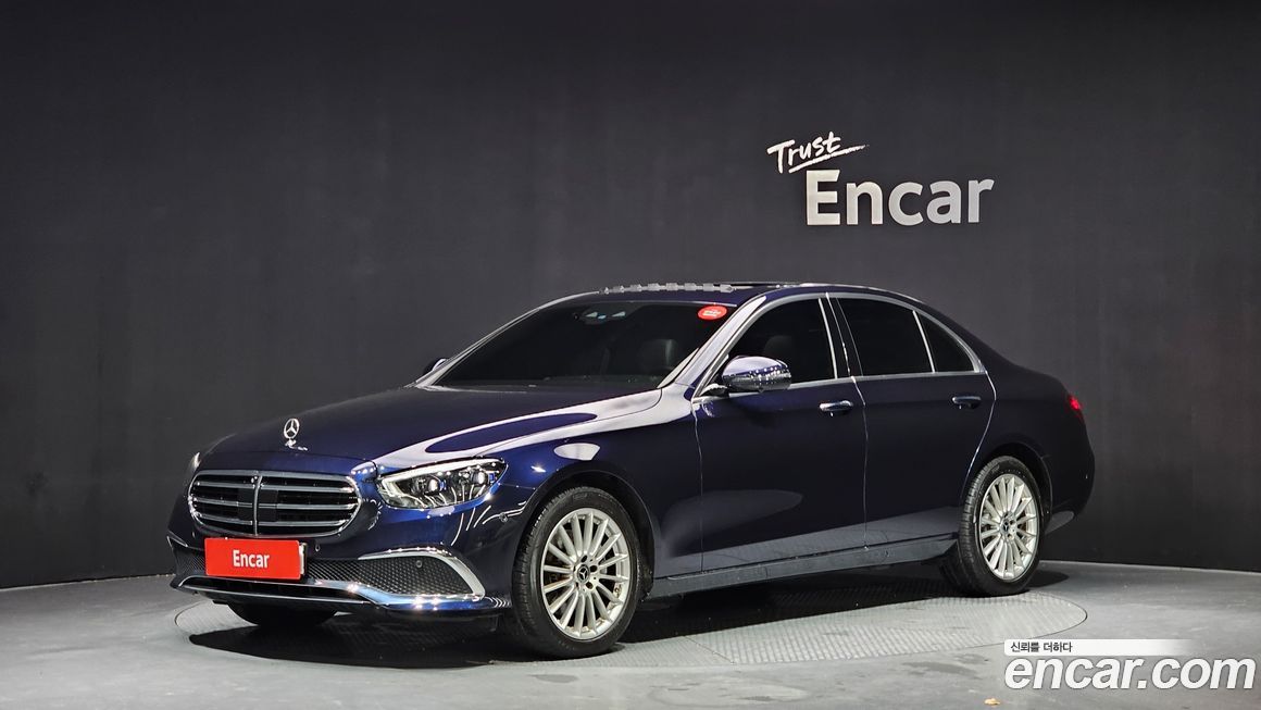 Mercedes-Benz E-Class 2022