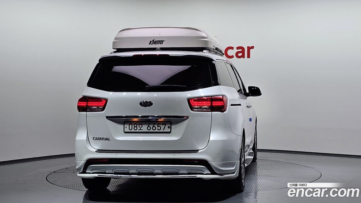 Kia Canival 2018