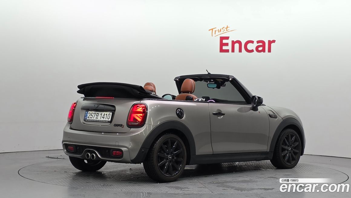 Mini Cooper Convertible 2020
