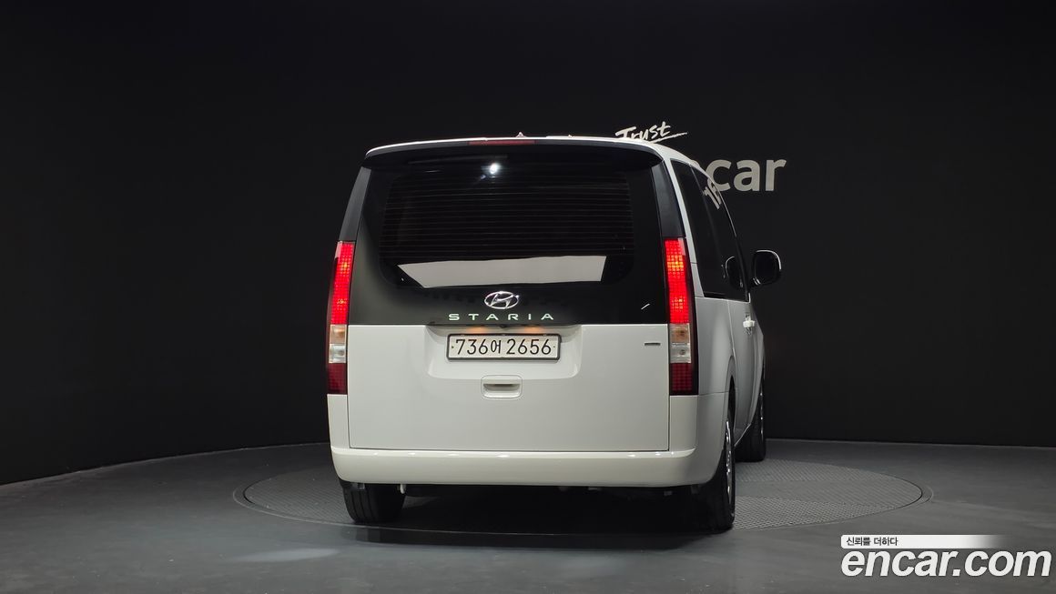 Hyundai Staria 2022