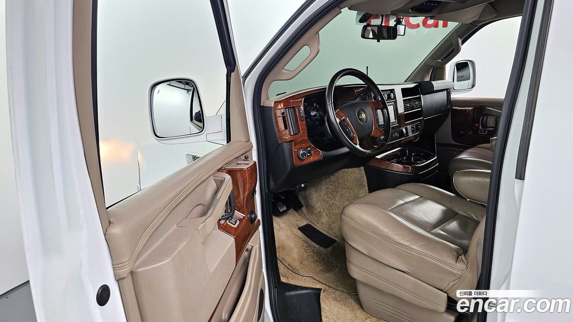 Chevrolet Express Van 2018