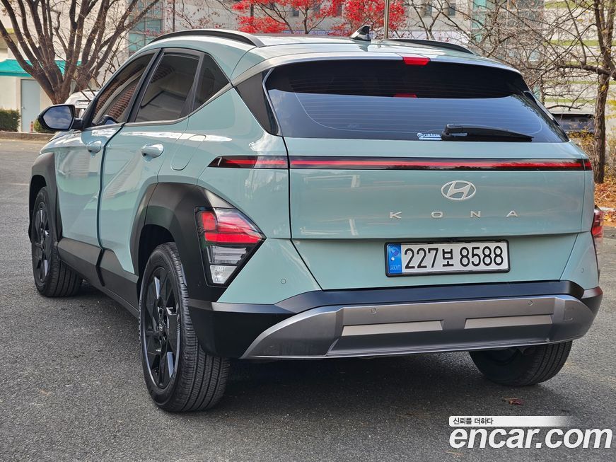 Hyundai Kona 2025