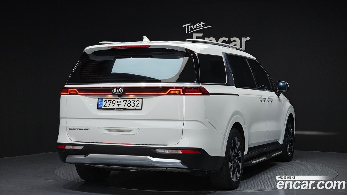 Kia Canival 2021