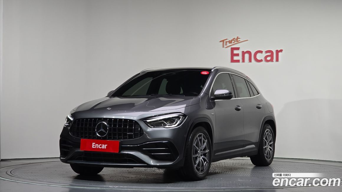 Mercedes-Benz GLA-Class 2021