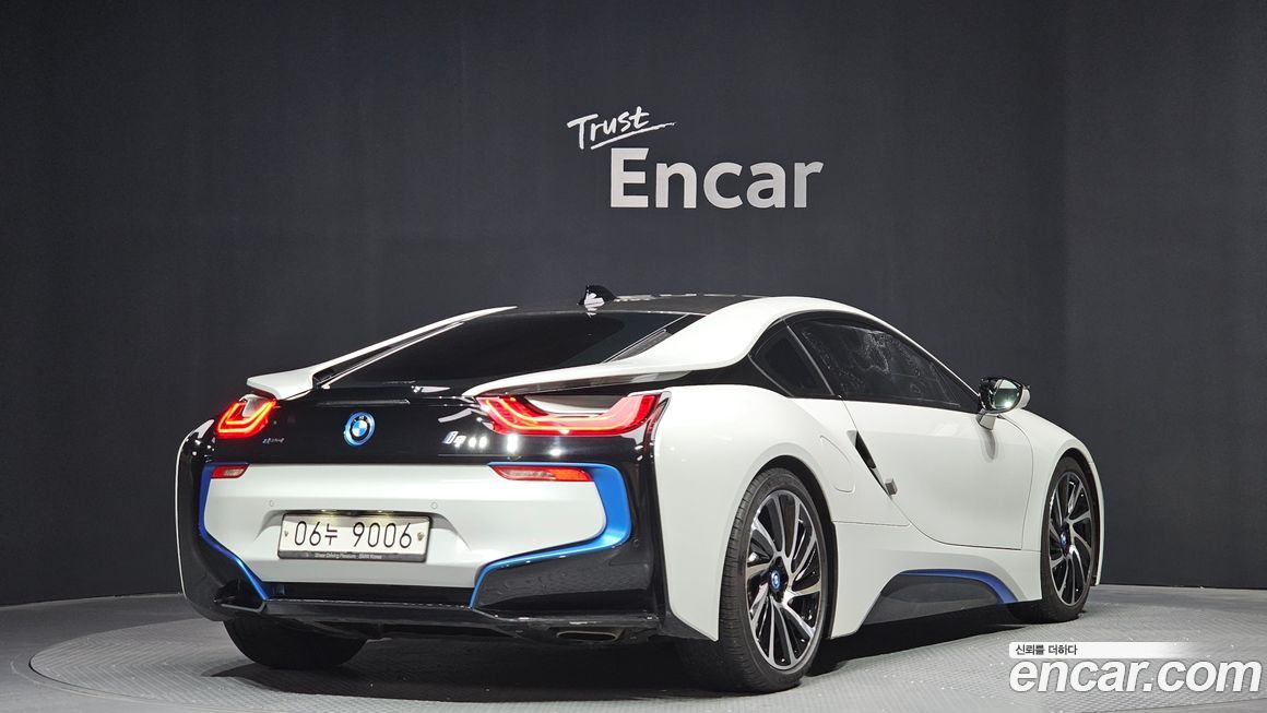 BMW i8 2016