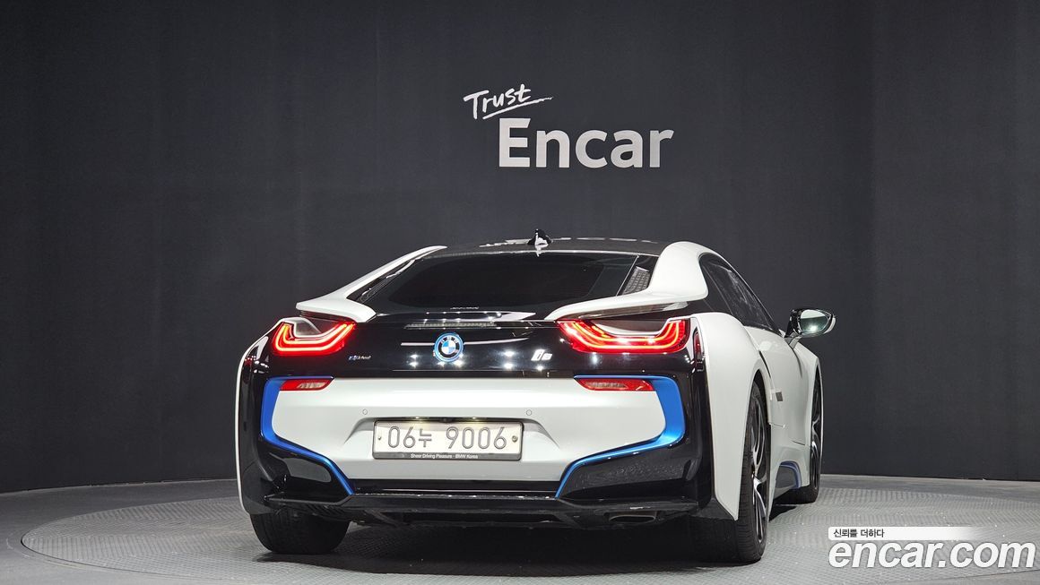 BMW i8 2016