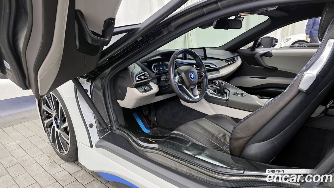 BMW i8 2016