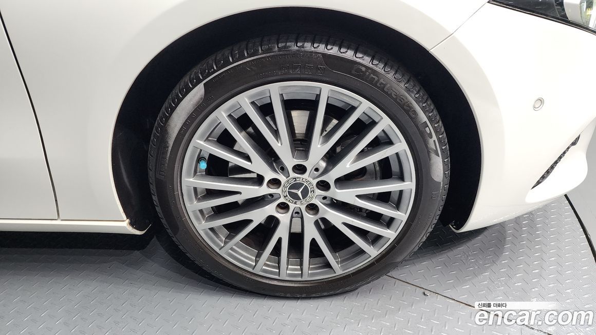 Mercedes-Benz A-Class 2021