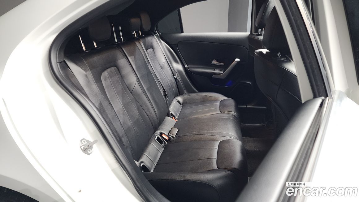 Mercedes-Benz A-Class 2021