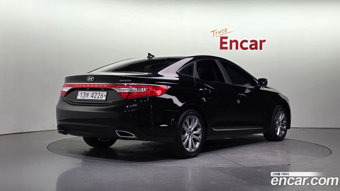 Hyundai Grandeur 2012