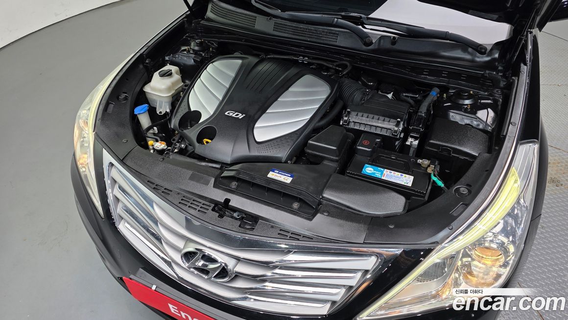 Hyundai Grandeur 2012