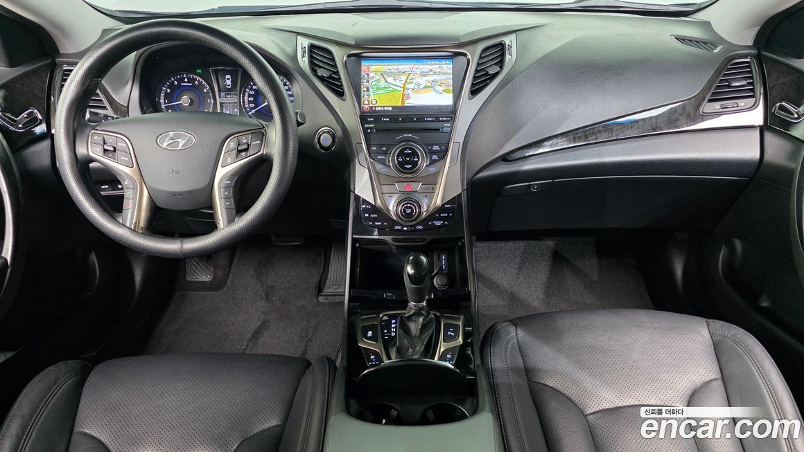 Hyundai Grandeur 2012