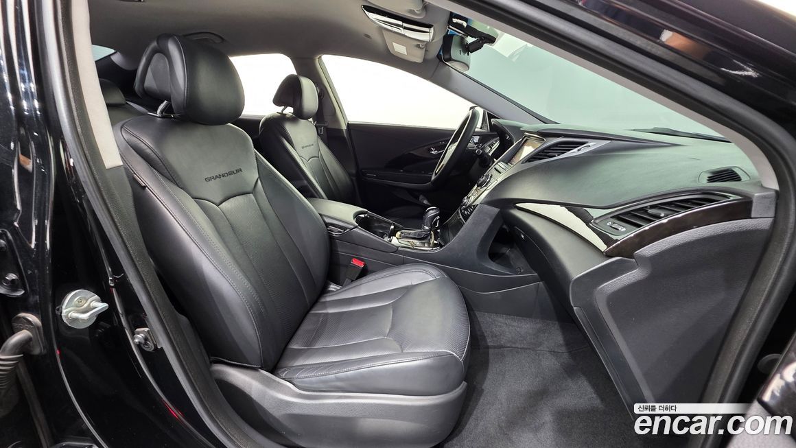 Hyundai Grandeur 2012