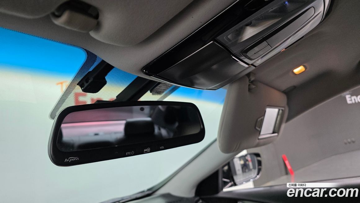 Hyundai Grandeur 2012