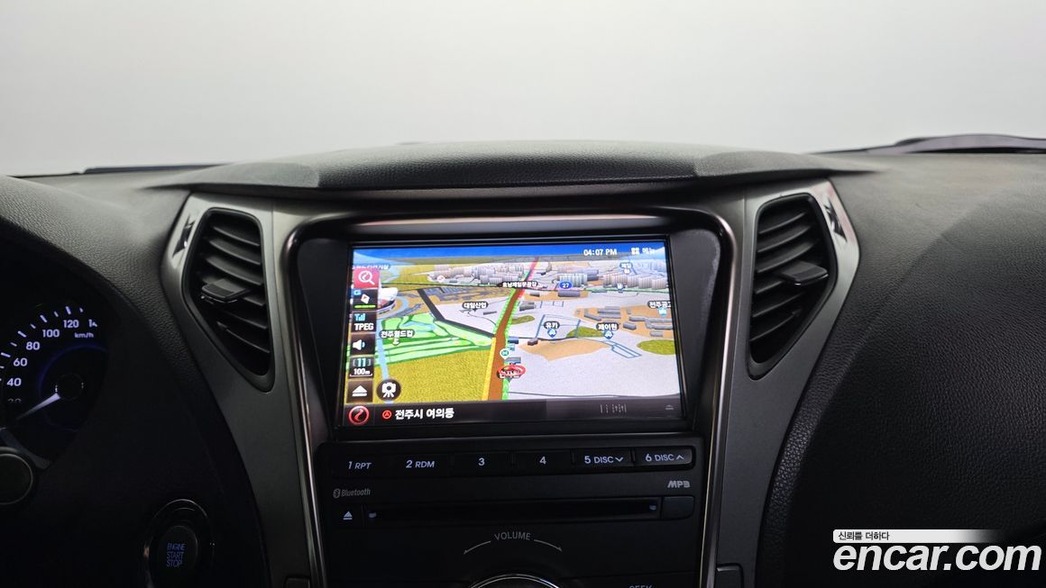 Hyundai Grandeur 2012