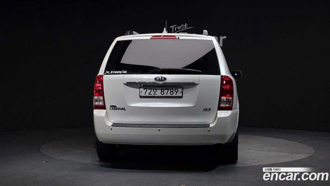 Kia Canival 2012
