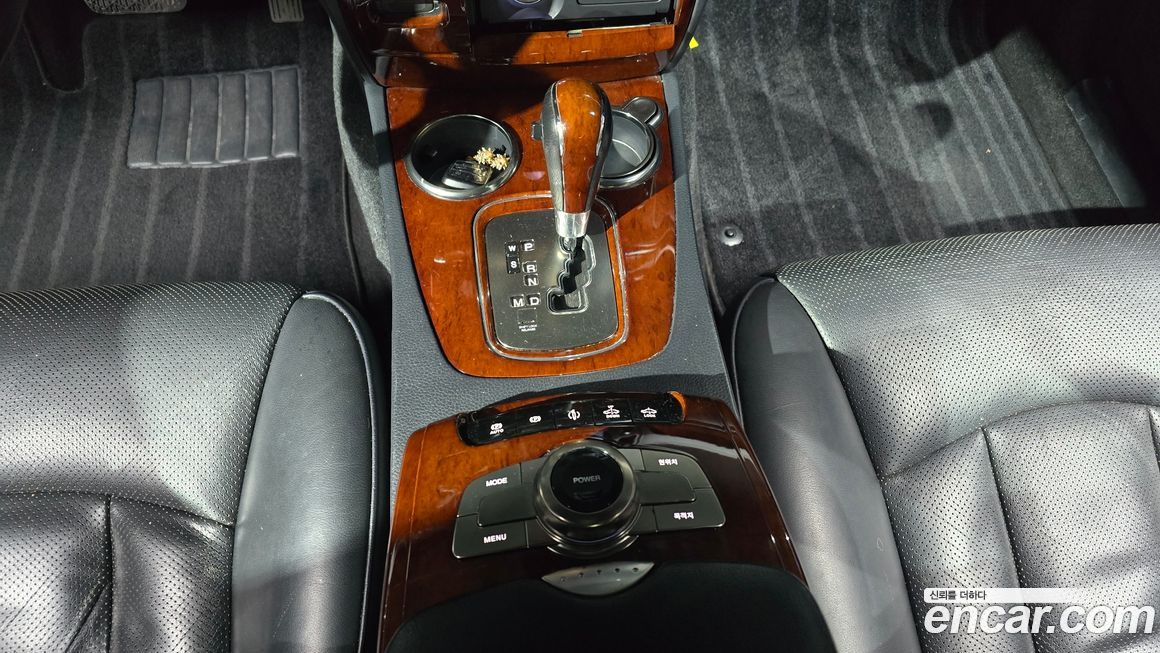 KG_Mobility_Ssangyong Chairman 2010