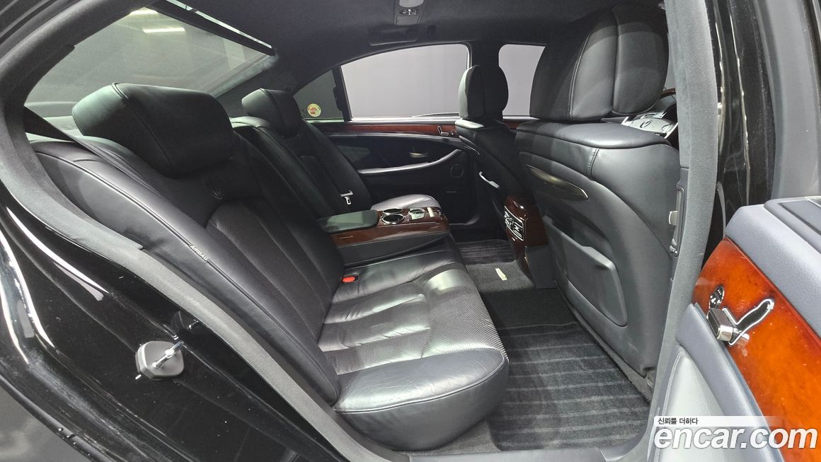 KG_Mobility_Ssangyong Chairman 2010