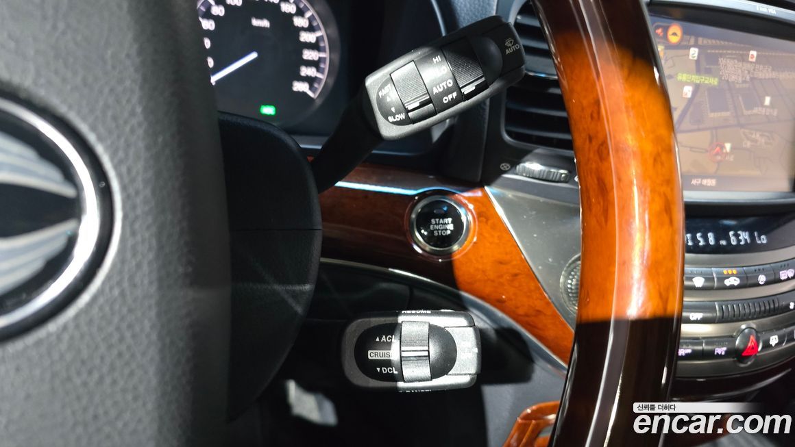 KG_Mobility_Ssangyong Chairman 2010