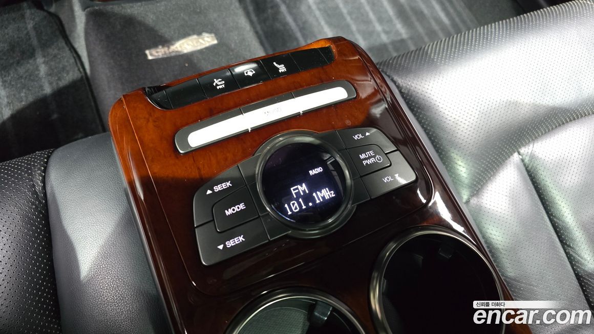 KG_Mobility_Ssangyong Chairman 2010