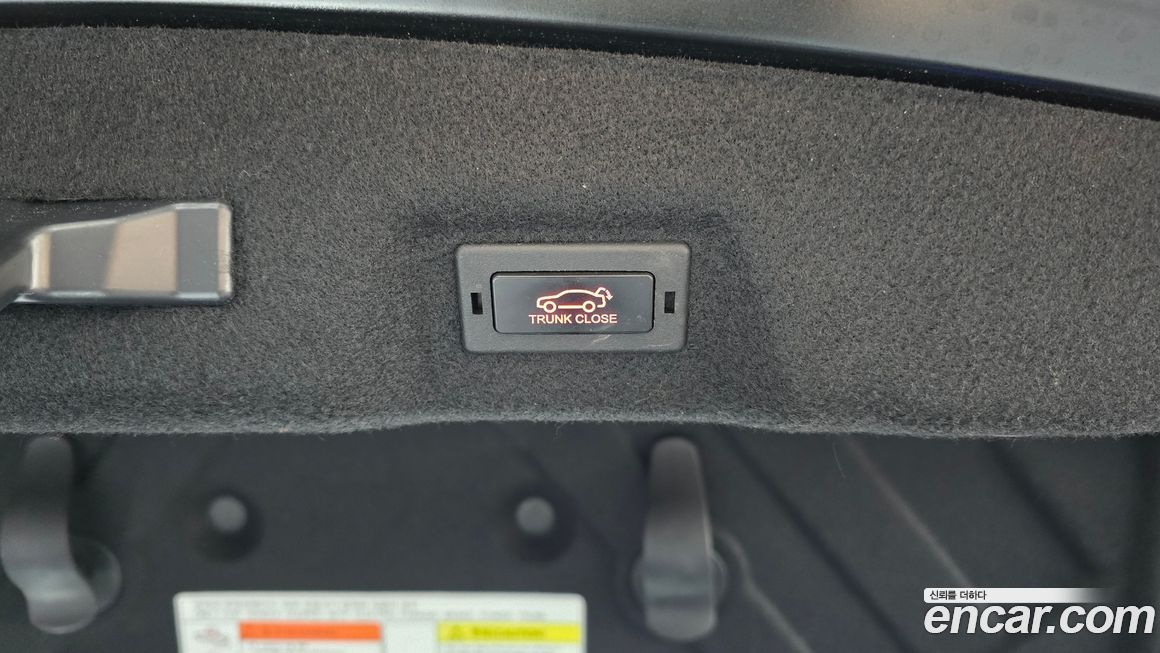 KG_Mobility_Ssangyong Chairman 2010