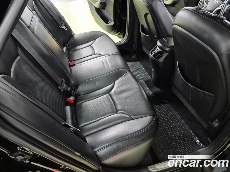 Hyundai Grandeur 2013