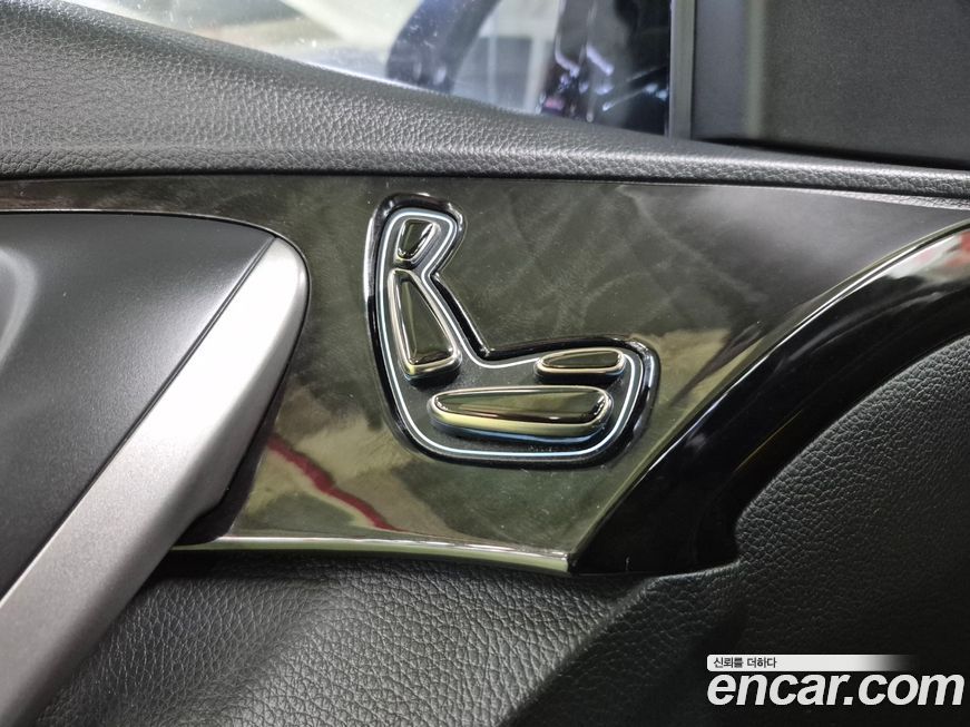 Hyundai Grandeur 2013