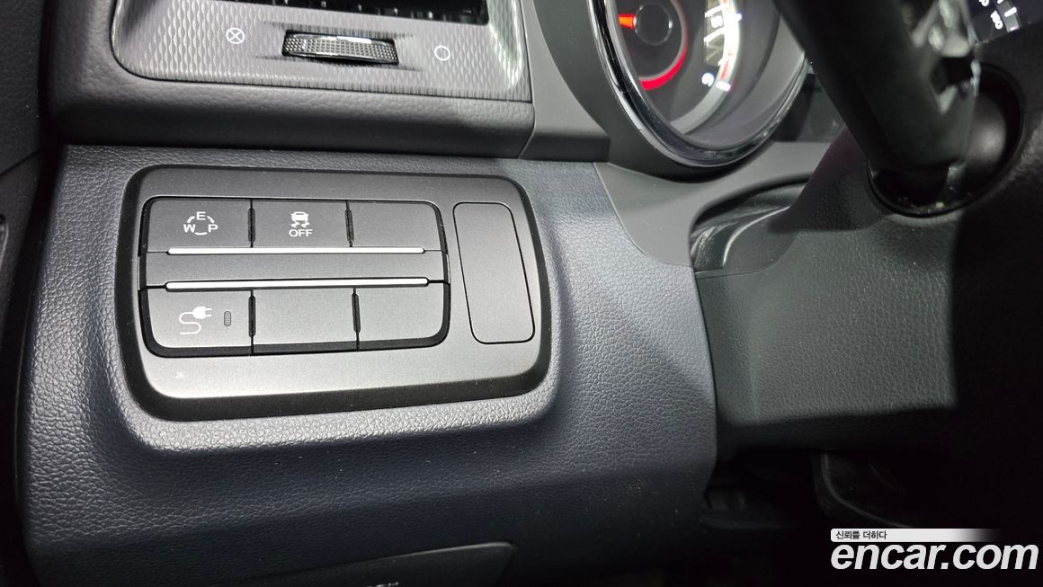 KG_Mobility_Ssangyong TIBOLI 2017