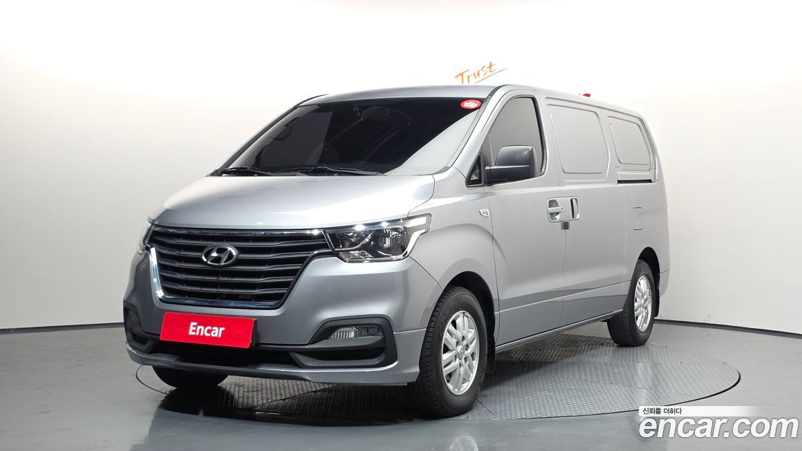 Hyundai Starex 2021