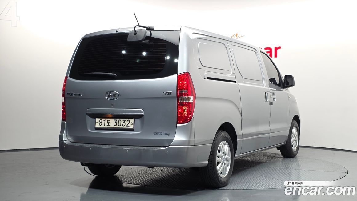 Hyundai Starex 2021