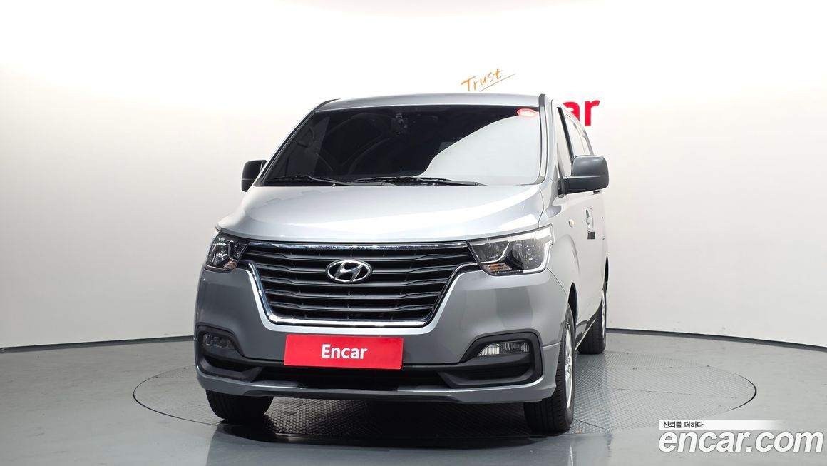 Hyundai Starex 2021