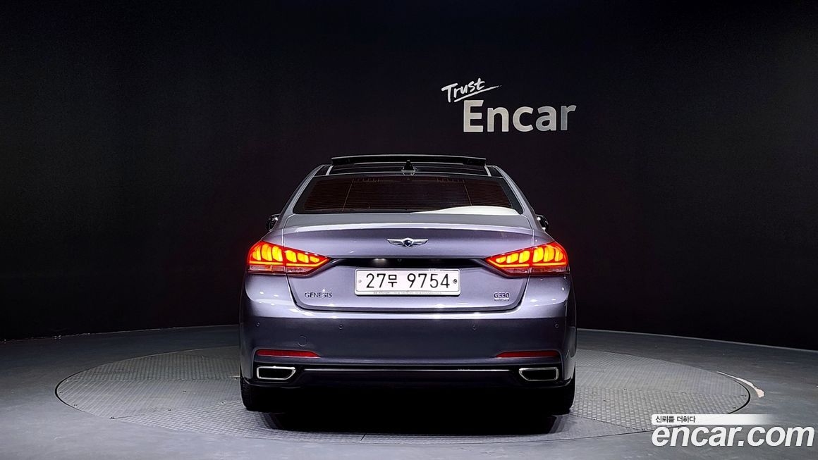 Hyundai Genesis 2016