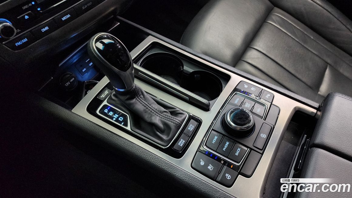 Hyundai Genesis 2016