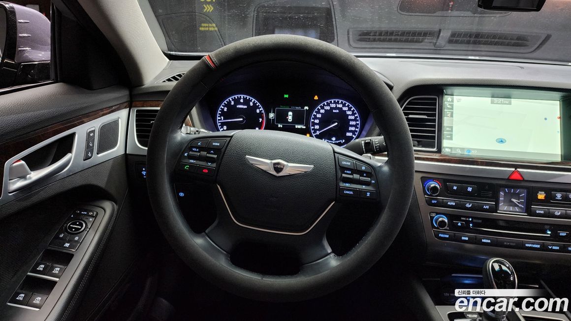 Hyundai Genesis 2016