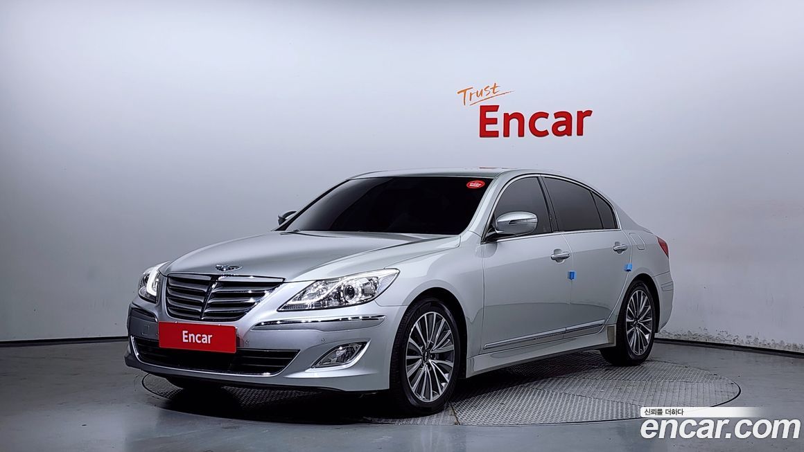 Hyundai Genesis 2013